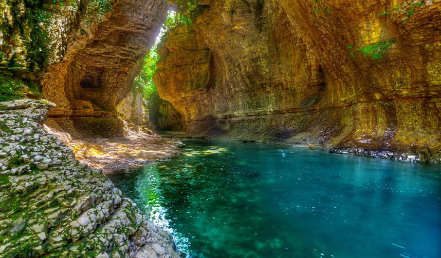 Canyons und Höhlen. Das verlorene Paradies der Jurazeit